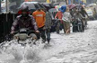 Heavy rains disrupt rail, road traffic in Mumbai